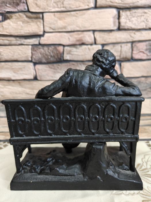 А.С. Пушкин на скамейке силумин