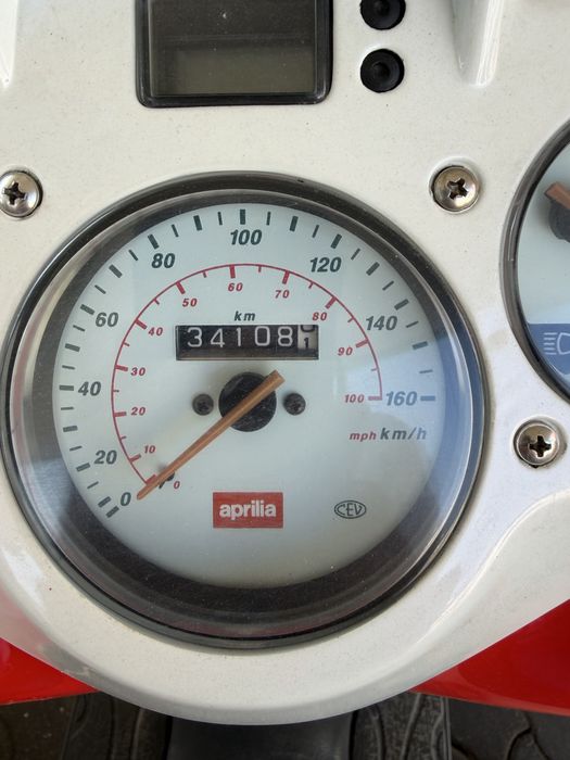 Vand Aprilia Scarabeo 200