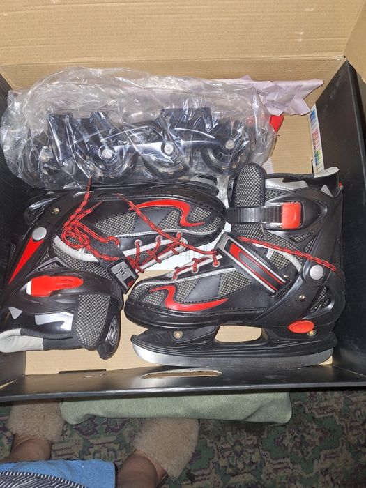 Коньки-ролики, раздвижные.