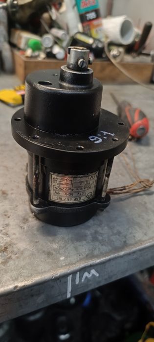 Микро электродвигатель с редуктором