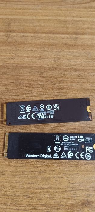 Продам две планки ssd m2