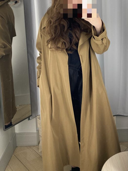 Стильный тренч в оттенке кэмел