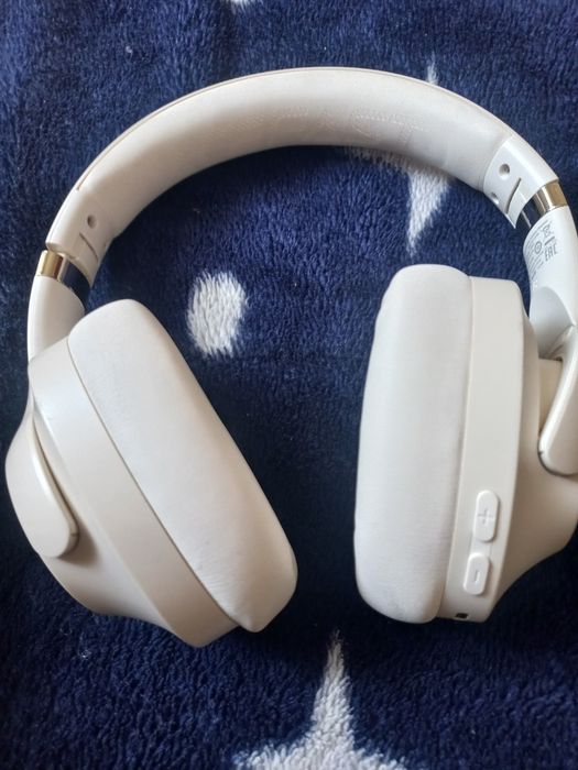 Sony WH-1000XM6 naushniki sotiladi