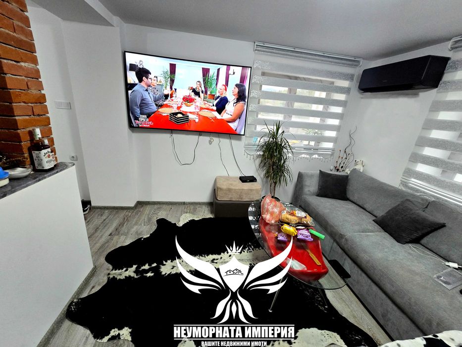 Двуетажна вила/къща 102РЗП с 882кв. двор село Долнослав, обл.Пловдив