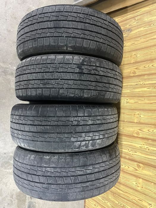 Продам шины R17/215/55