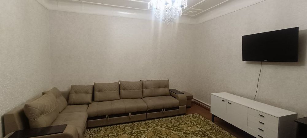 Сдается 3-х комнатный дом в Мирабадском районе ор-р Аэропорт,РОВД