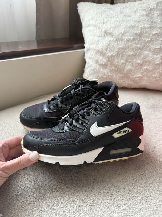 Дамски маратонки air max