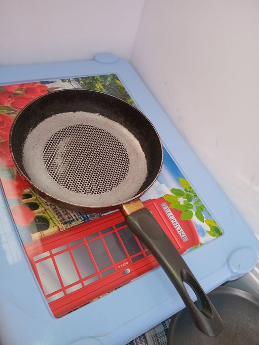 Продам сковороду.