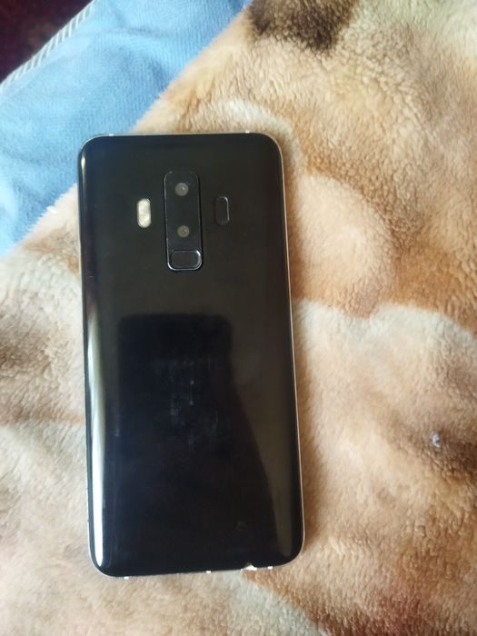 Продам телефон на запчасти