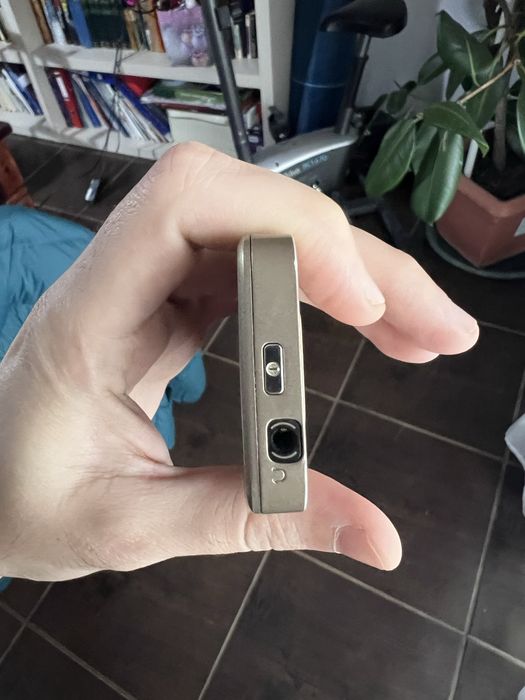 Nokia E52 Gold, 2 GB