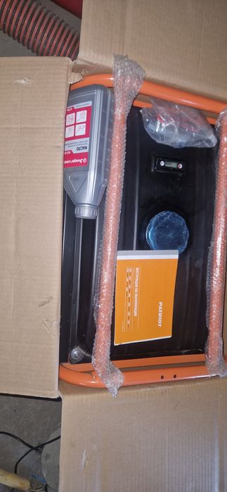 Генератор 3.5 квт почти новый