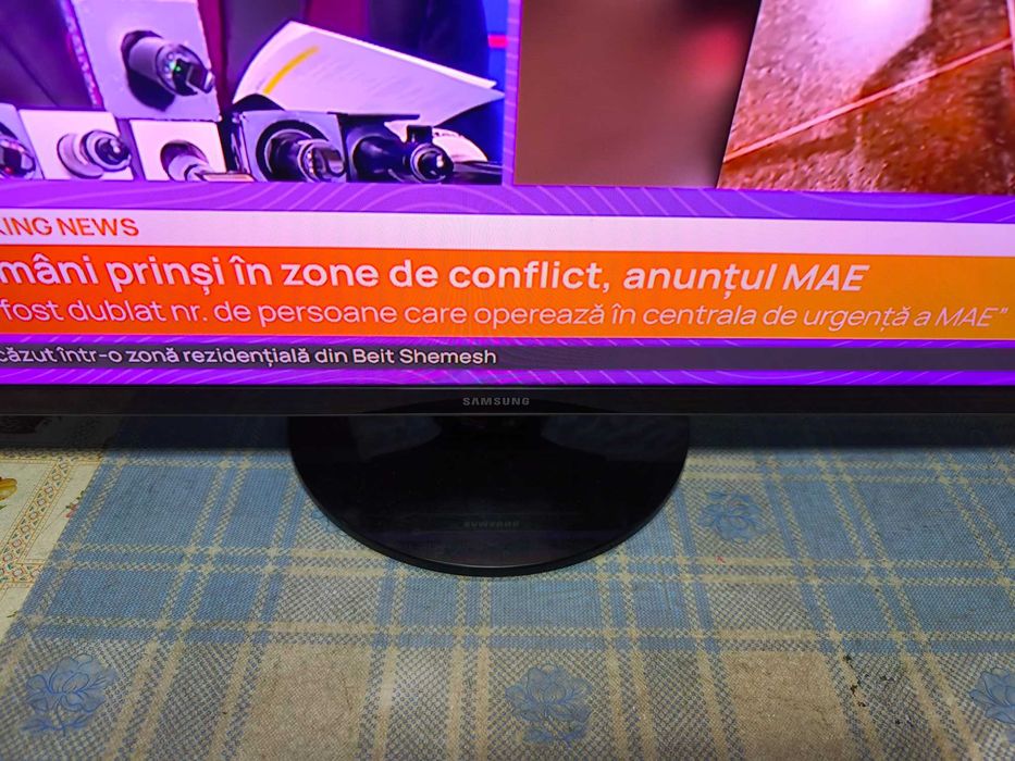 TV led Samsung HD diag. 82 cm