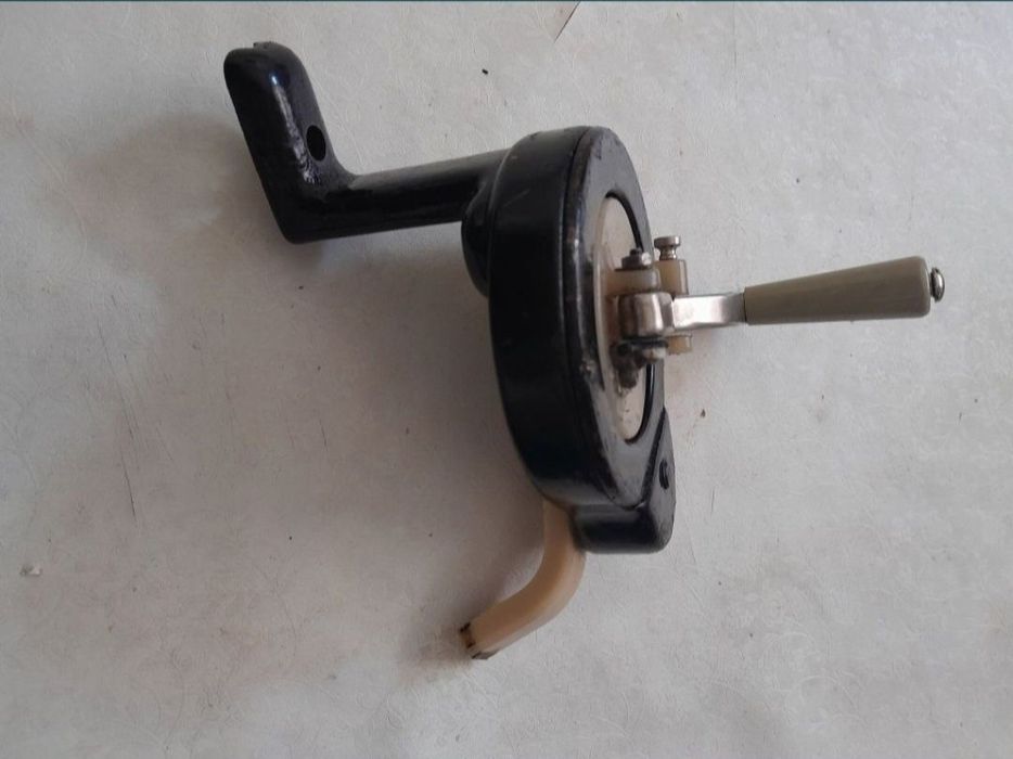 Привод ручной для шв.машины.