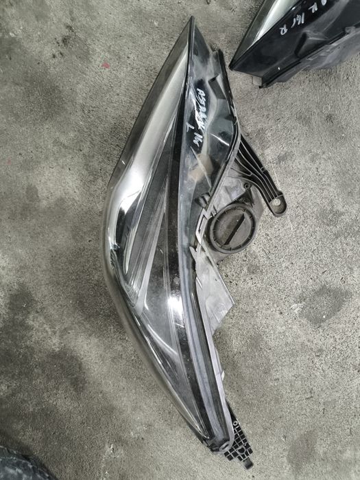 Фар за Opel Astra K