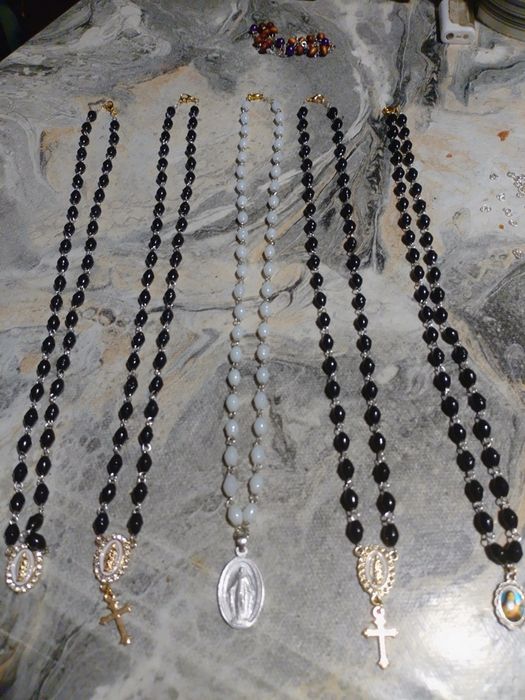 Vând rozarii superbe