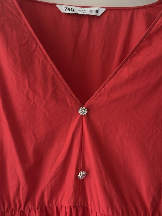 Червена рокля Zara