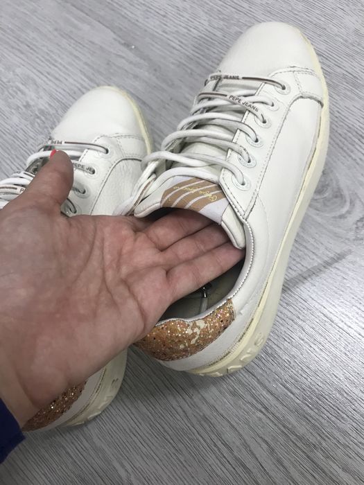 Обувки на Pepe Jeans