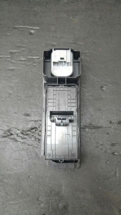 Bloc butoane geamuri electrice oglinzi blocare usi vw t roc a11 5g0959857 3g0959565 2ga867255