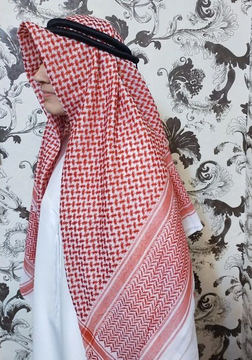 Tit osilgan fotosurat