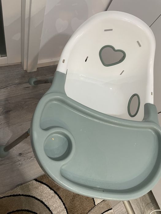 Scaun de masa bebe