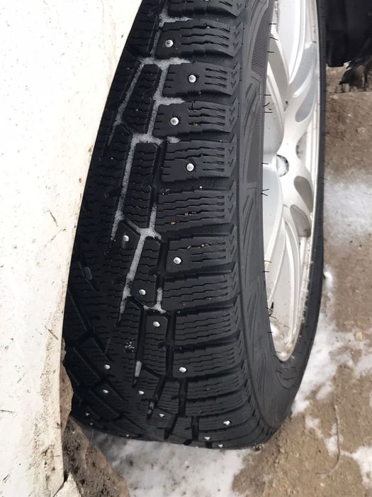 Продаю шины. В хорошем состоянии.