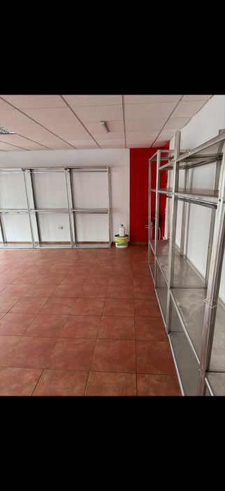 Inchiriez spatiu comercial zona pacea