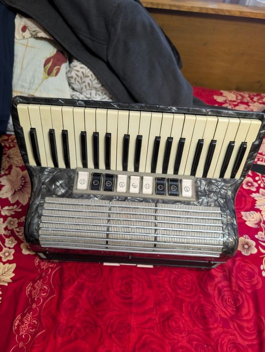 Acordeon Hohner Tango II M