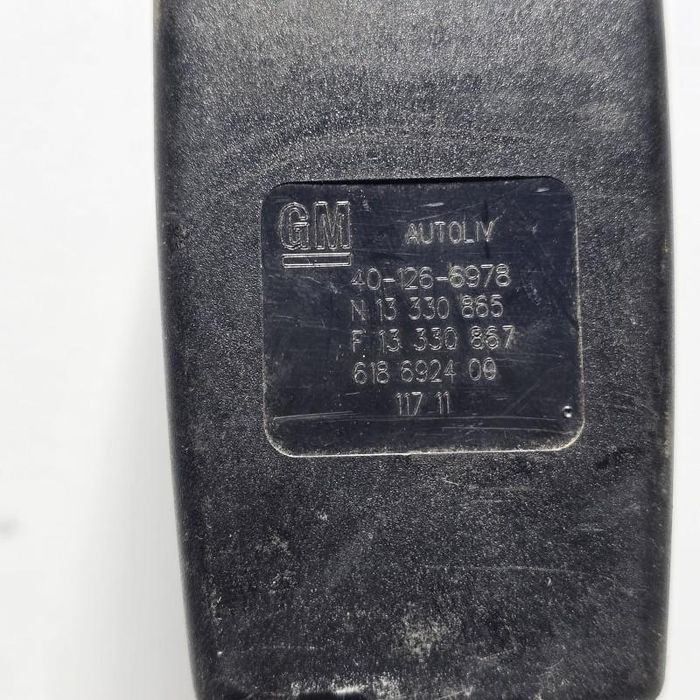 Capsa centura dreapta fata cu senzor prezenta Opel Astra J