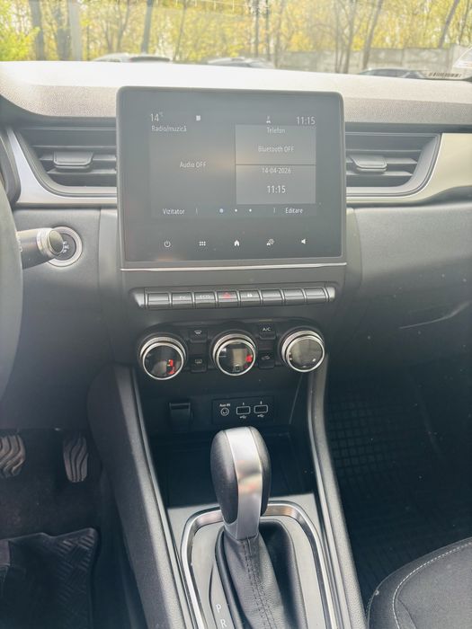 Renault Captur 1.6 Hibrid 145cp