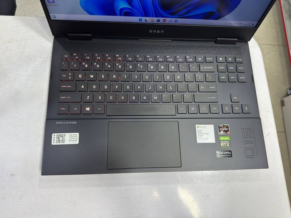 HP omen ryzen 9-5900HX 16/1000 SSD RTX 3070-8GB Ideal holatda