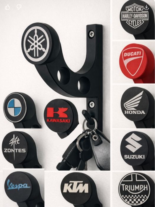 Стойка за каска с закачалка