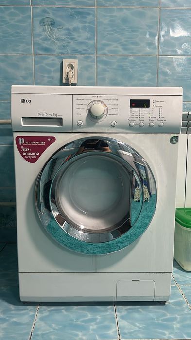 Продаю стриальную машину  2в1