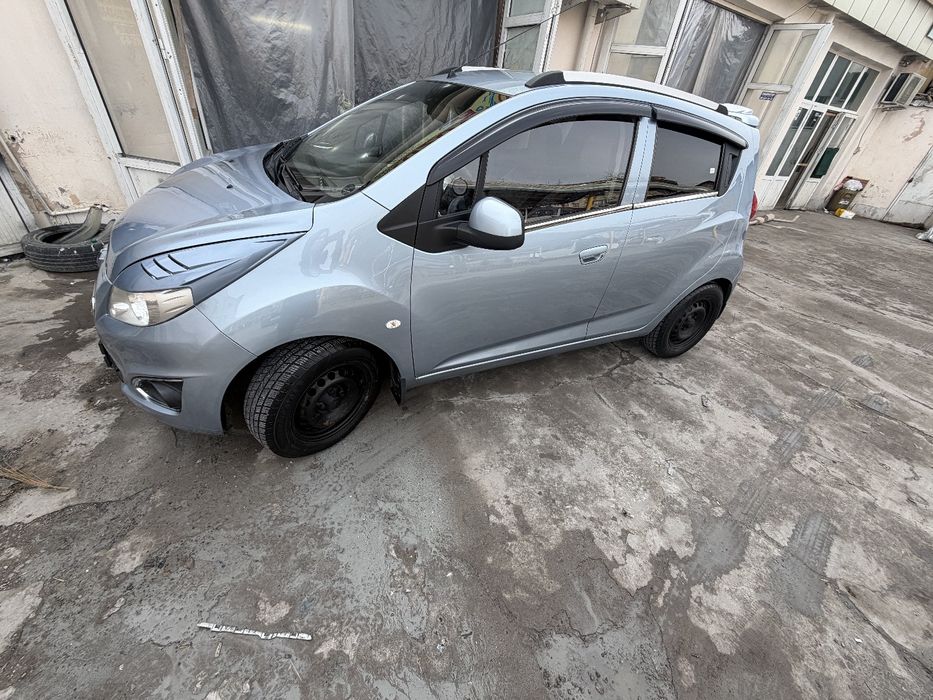 Продам свой спарк 2014 года