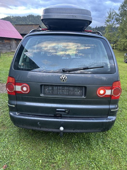 Dezmembrez Volkswagen Sharan (7M6) 2.0 TDI 2007