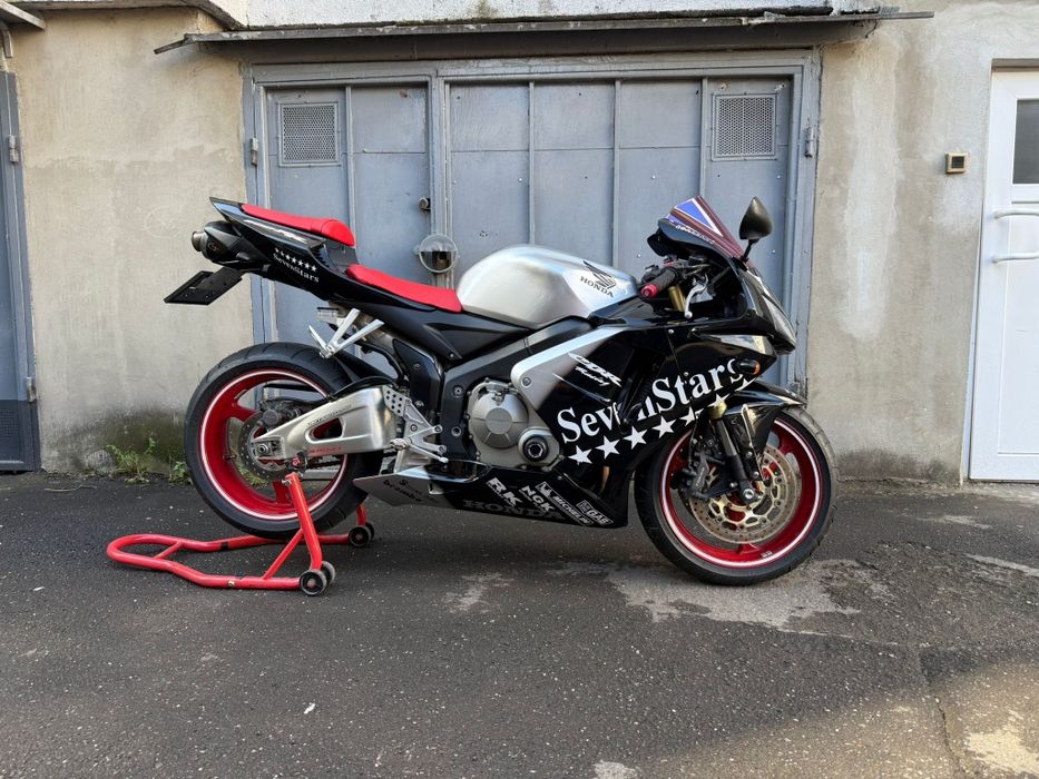 Honda CBR 600 rr pc37 Facelift  impecabil