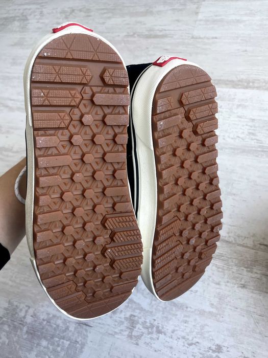 Чисто нови Vans Sk8-Hi, размер 38.5