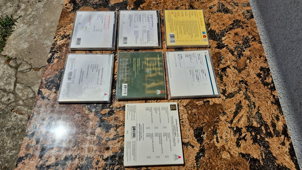Vând Lot 14 CD cu muzica clasica mixta din colectia TELDEC
