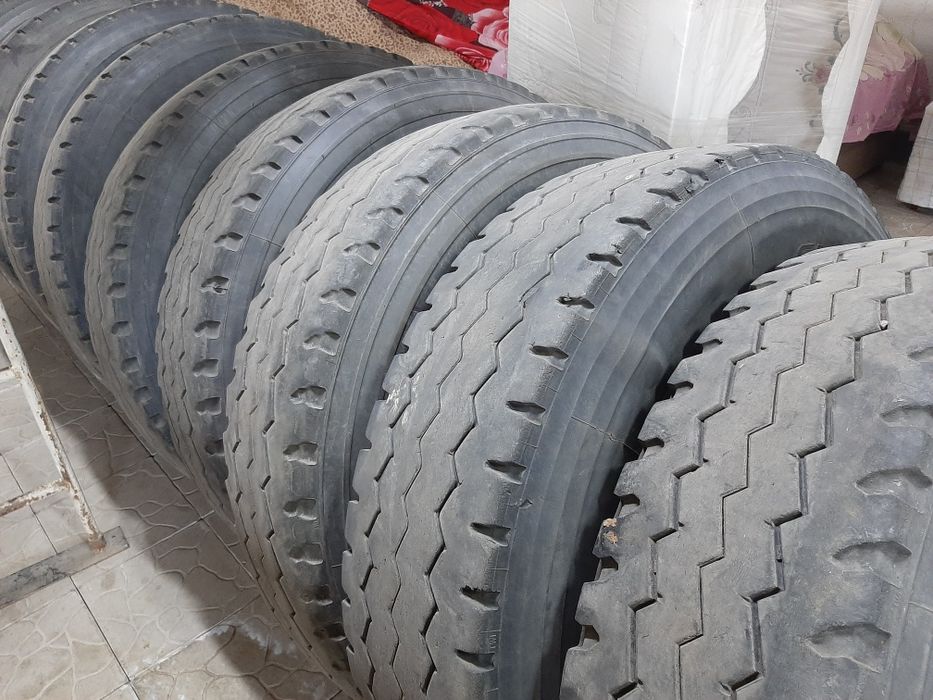 Продам грузовые шины