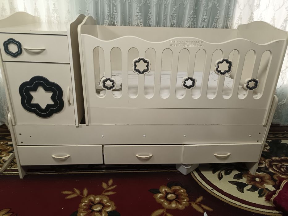 Детски колибел сотилади