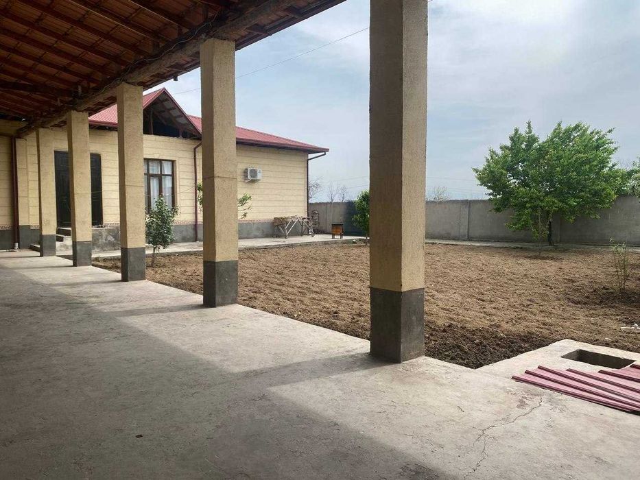 Олмос мах. 7 соток 5 хона ховли сотилади