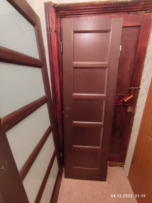 Межкомнатные деревянные двери б/у