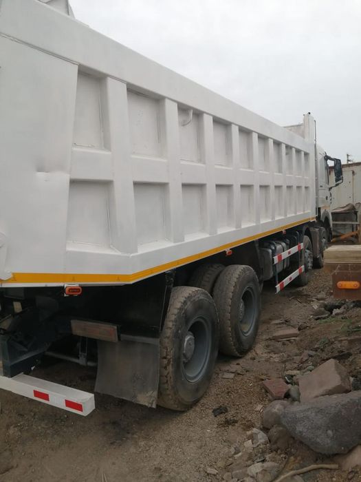 Продам грузовик хова 40 тонн