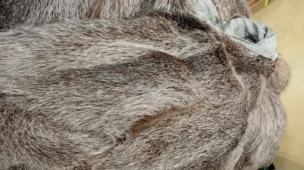 Продам натуральную шубку