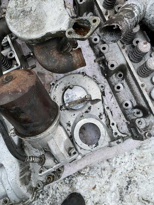 продаю запчасти на двигатель ЗИЛ