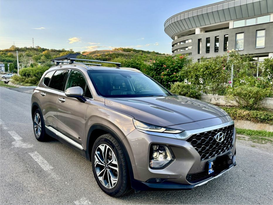 De vanzare Vând Hyundai Santa Fe 2.2 CRDi 4WD 8AT Luxury – 2019