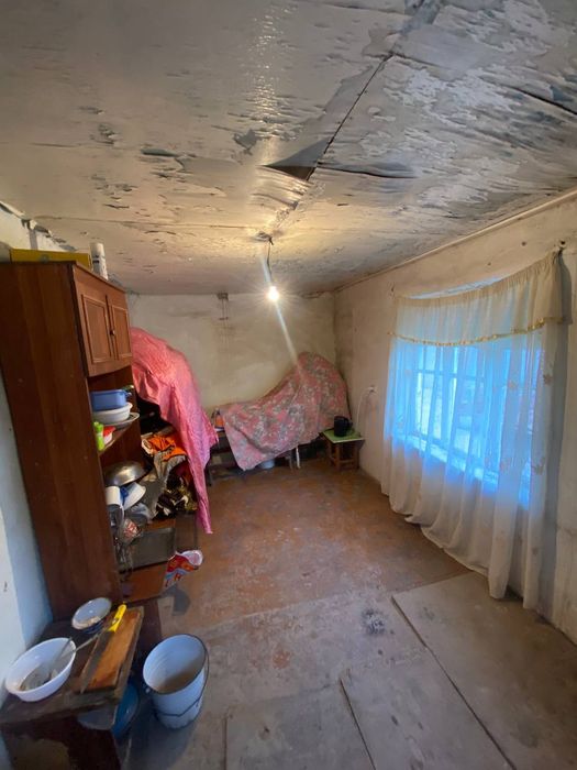 Уе сотилади срочно янгийол шахарга кирад 29000 дол кэлишамиз.