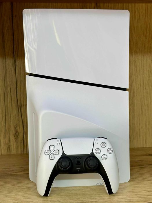 Конзола Sony Playstation 5 Slim Disk Edition CFI-2016 / Перфектна