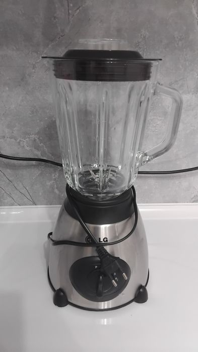 Блендер новыи есть каробка