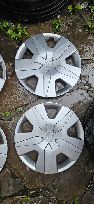 Тасове 16 honda оригинални тасове за хонда 16 цола 4 броя