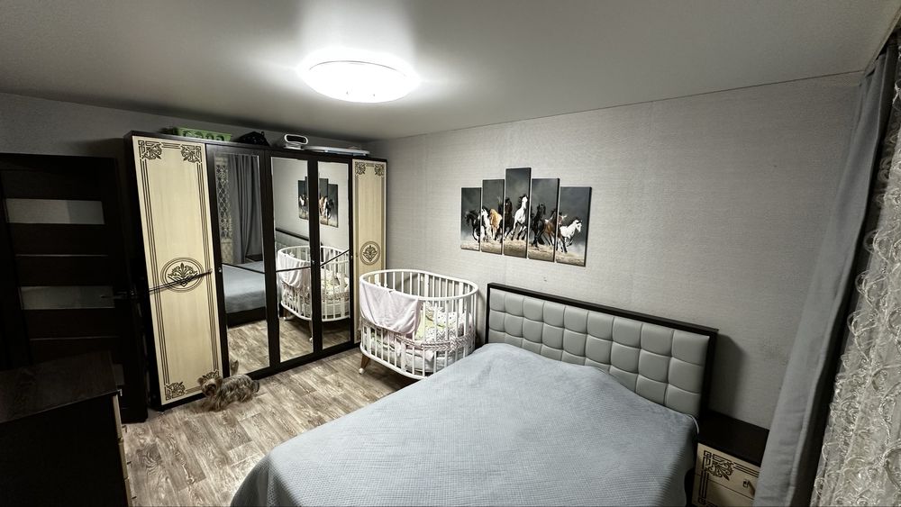 Продам 3х ком.кв. Школьная 58